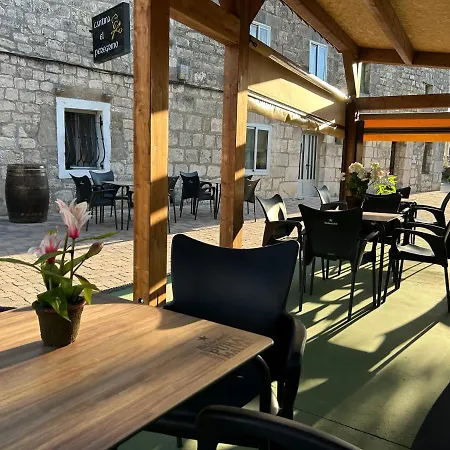 Cantina El Peregrino Hostel